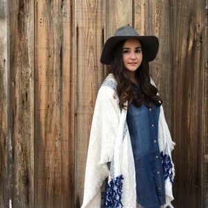 Meet your Posher, Rachel